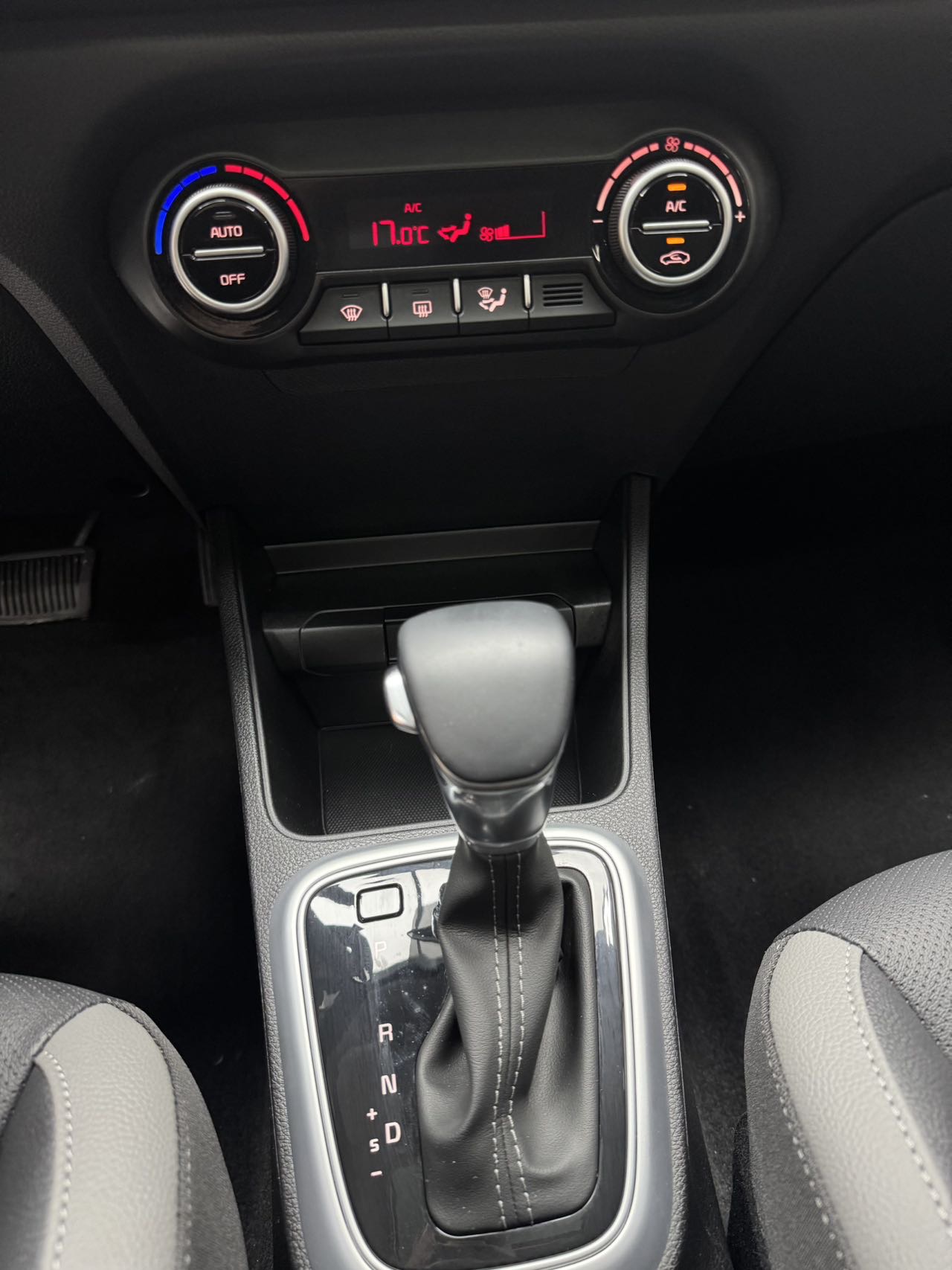 KIA KX1 2021 1.4L CVT趣享 SUNROOF 款 — фото 16