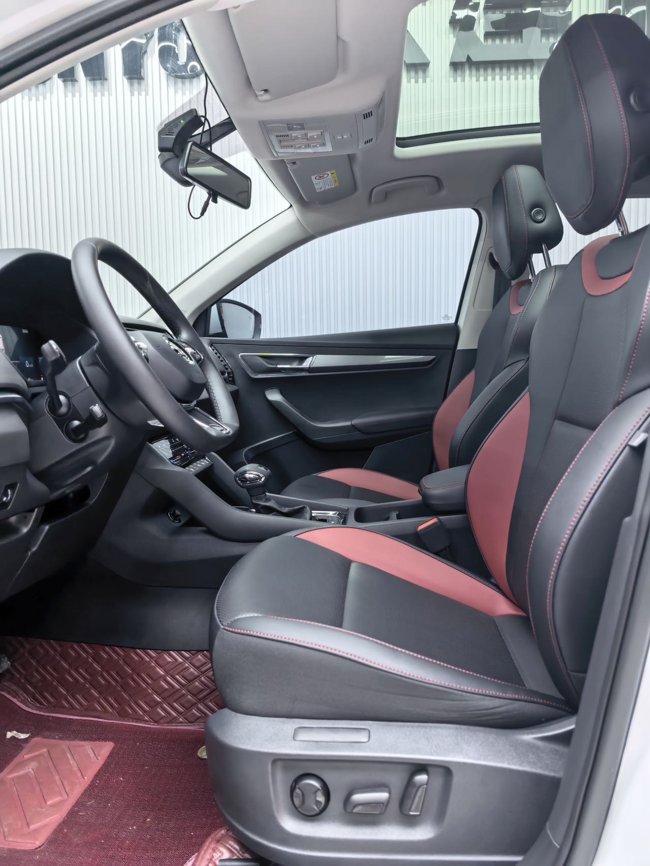 SKODA KAROQ 2023 TSI280 奢享 EDITION — фото 17