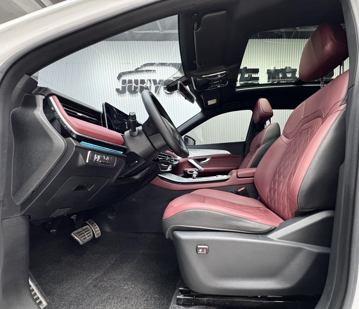 JETOUR X70 PLUS 2023 1.5T DCT勇者PLUS 5 SEATS — фото 9
