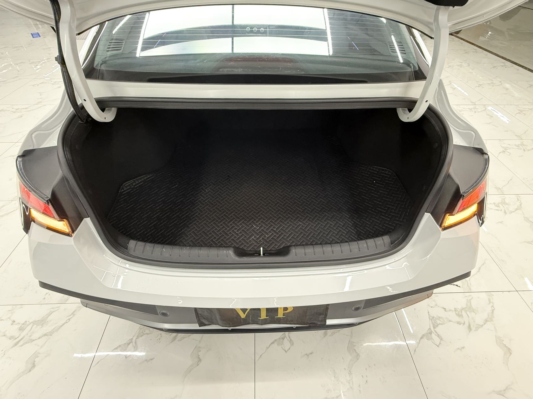 HYUNDAI ELANTRA 2023 1.5L CVT GLX ELITE EDITION — фото 10