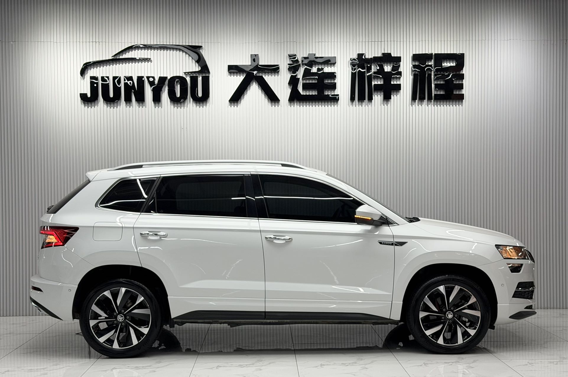 SKODA KAROQ 2023 TSI280 奢享 EDITION — фото 6
