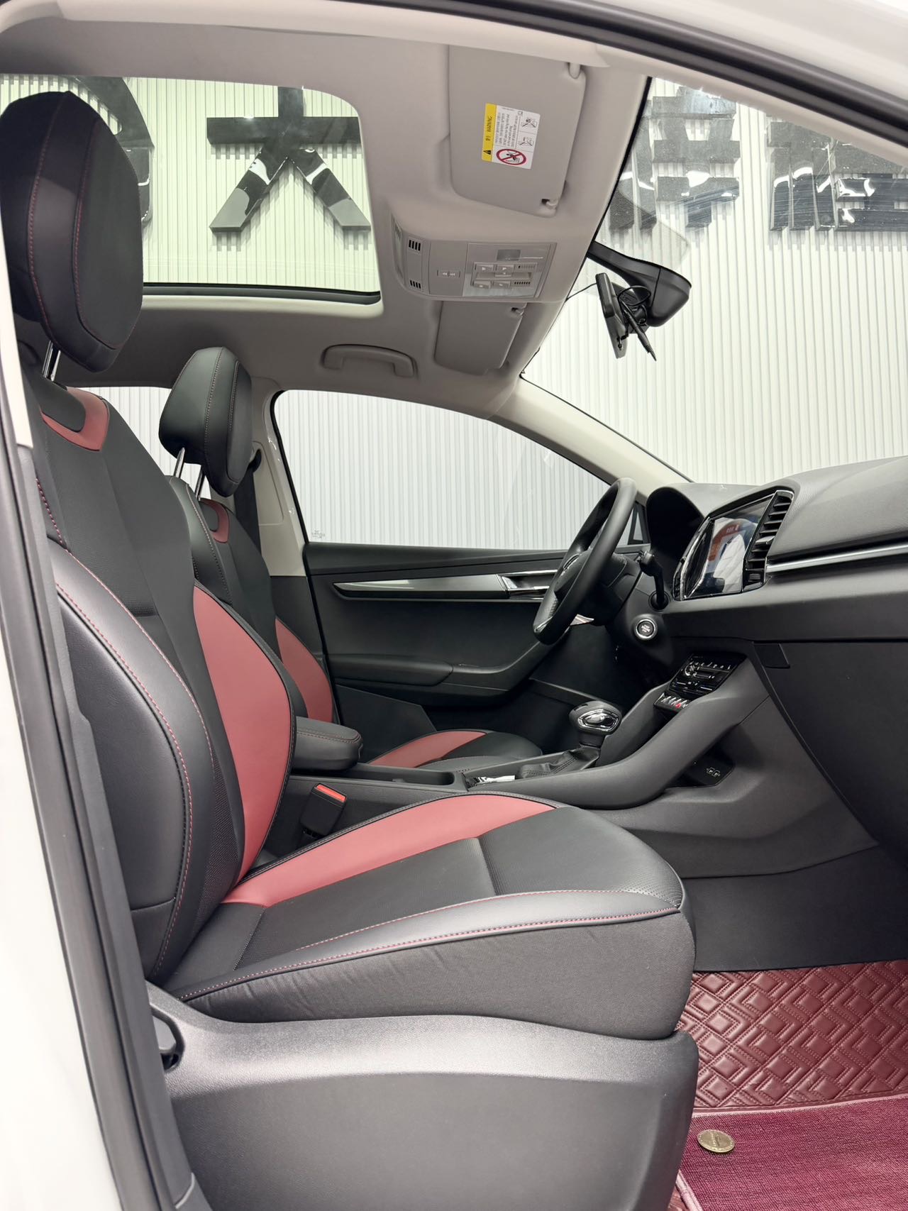 SKODA KAROQ 2023 TSI280 奢享 EDITION — фото 21
