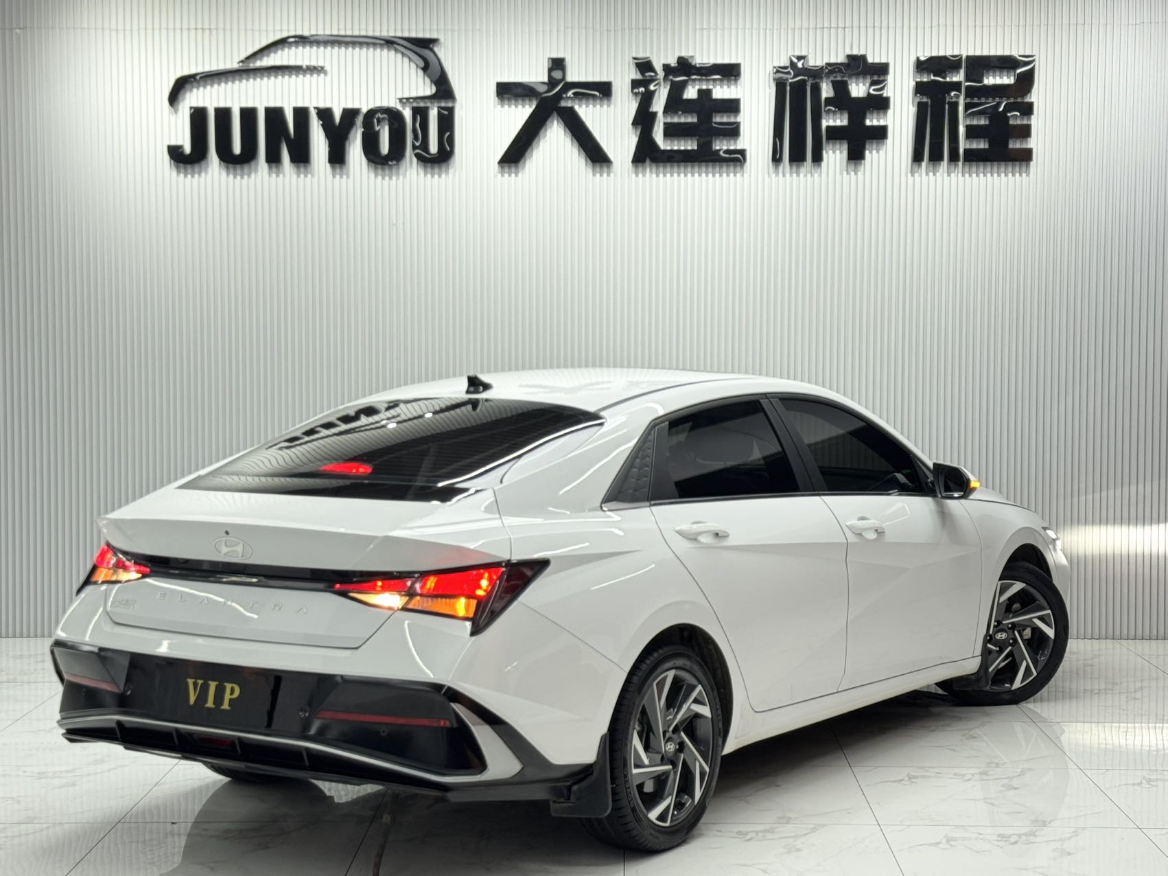 HYUNDAI ELANTRA 2023 1.5L CVT GLX ELITE EDITION — фото 4