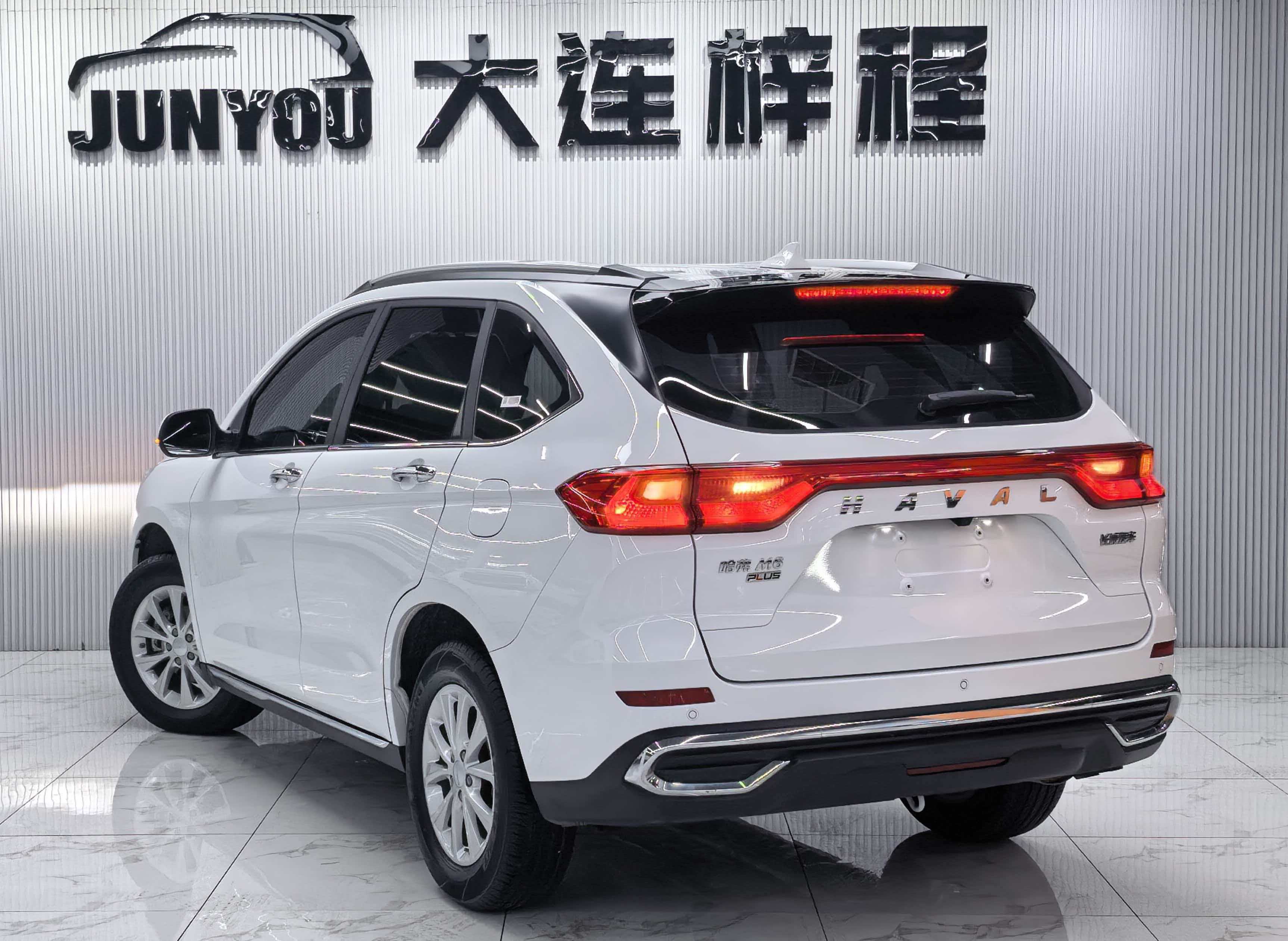 HAVAL M6 2023 PLUS 1.5T DCT LUXURY SMART LINK TYPE — фото 4