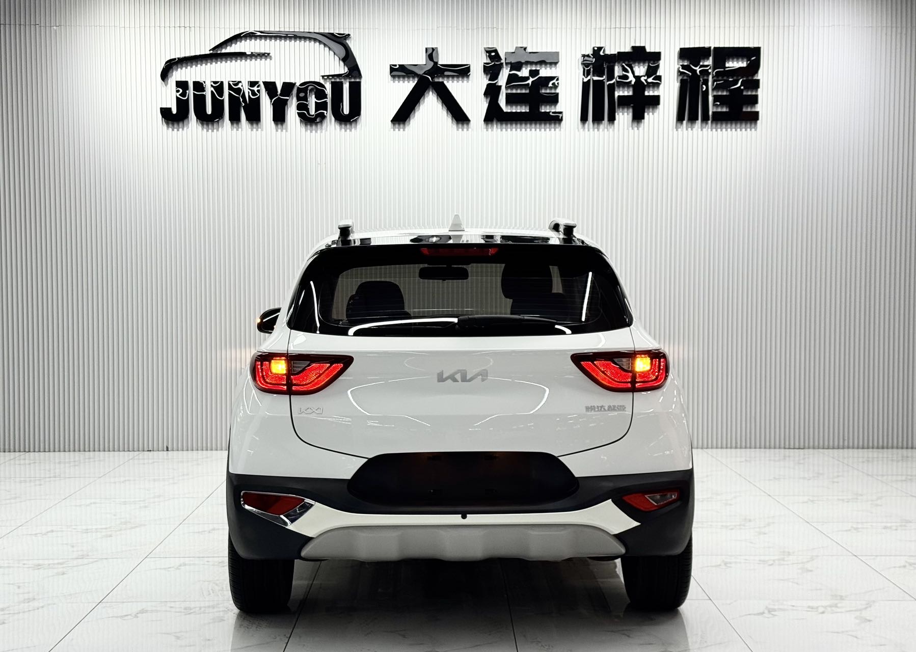 KIA KX1 2021 1.4L CVT趣享 SUNROOF 款 — фото 5