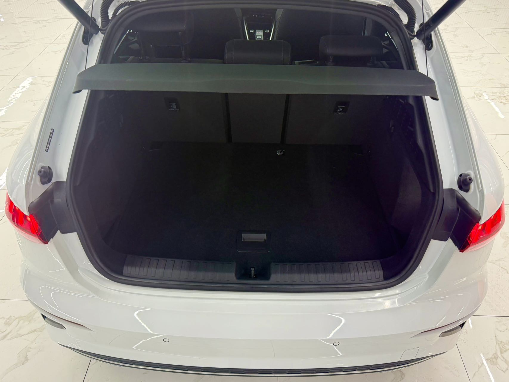 AUDI A3 2023 MODEL FACELIFT SPORTBACK 35 TFSI FASHION SPORT TYPE — фото 5
