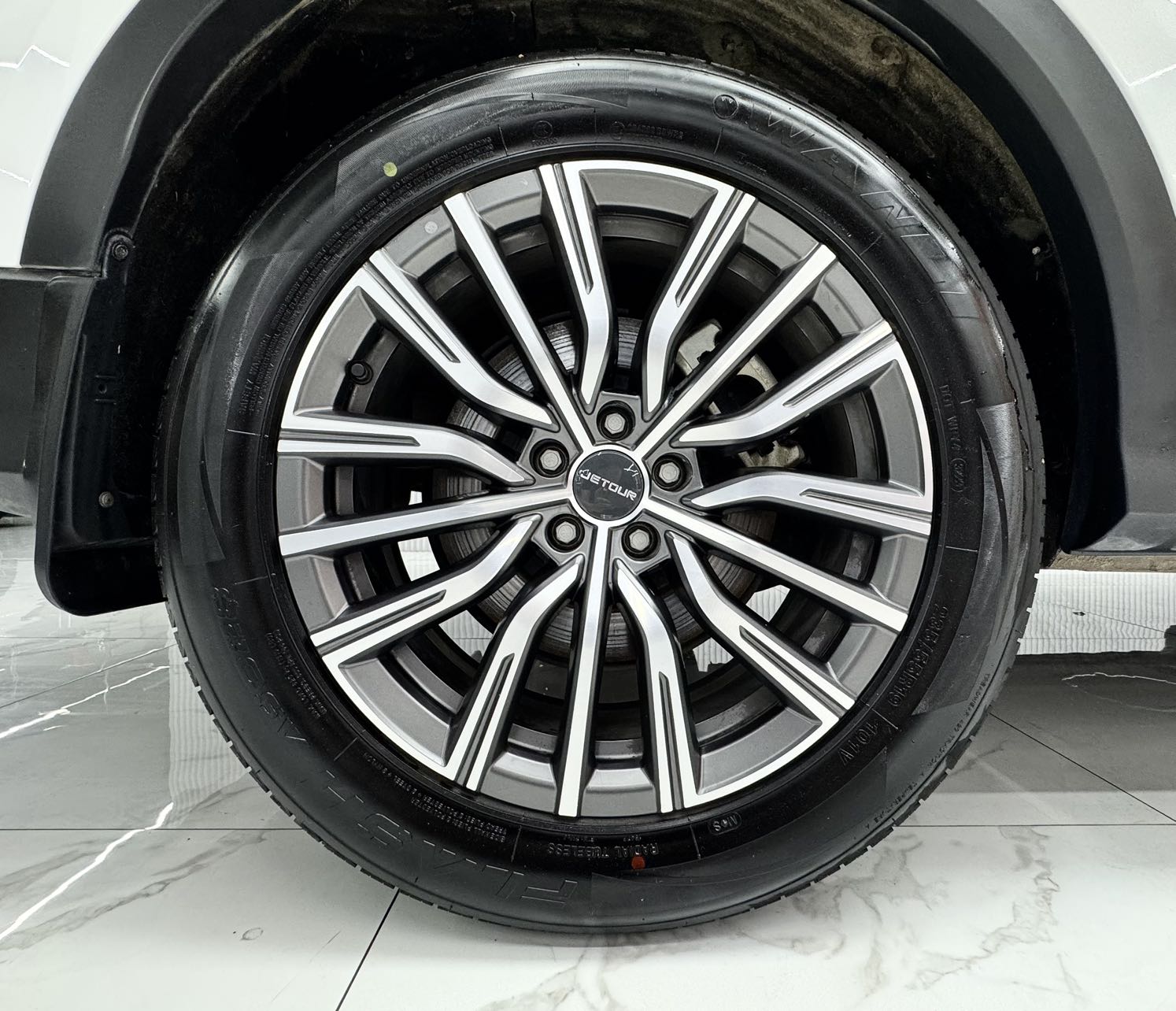 JETOUR X70 PLUS 2023 1.5T DCT勇者PLUS 5 SEATS — фото 20