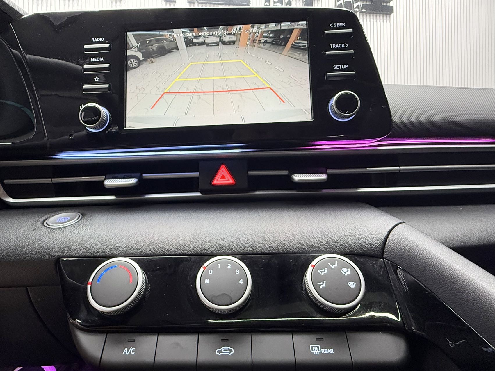 HYUNDAI ELANTRA 2023 1.5L CVT GLX ELITE EDITION — фото 20