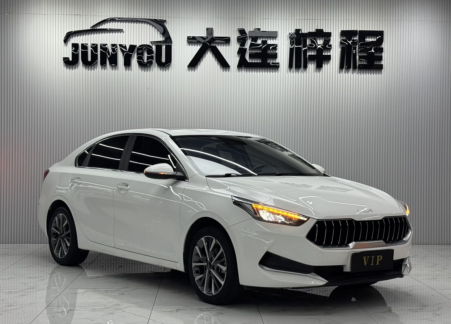 KIA K3 2021 1.5L CVT FASHION EDITION — фото 3