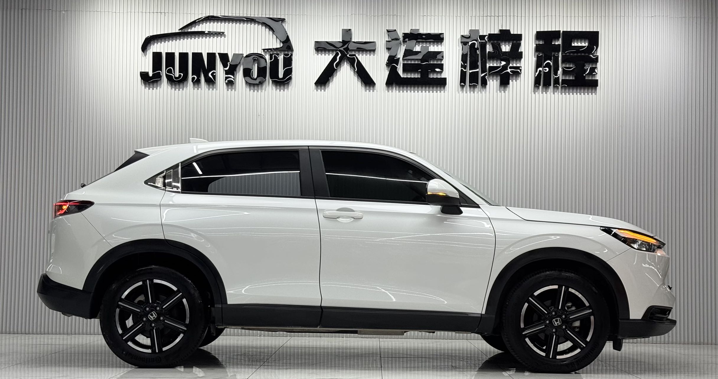 HONDA VEZEL 2023 1.5L CVT PIONEER EDITION — фото 8