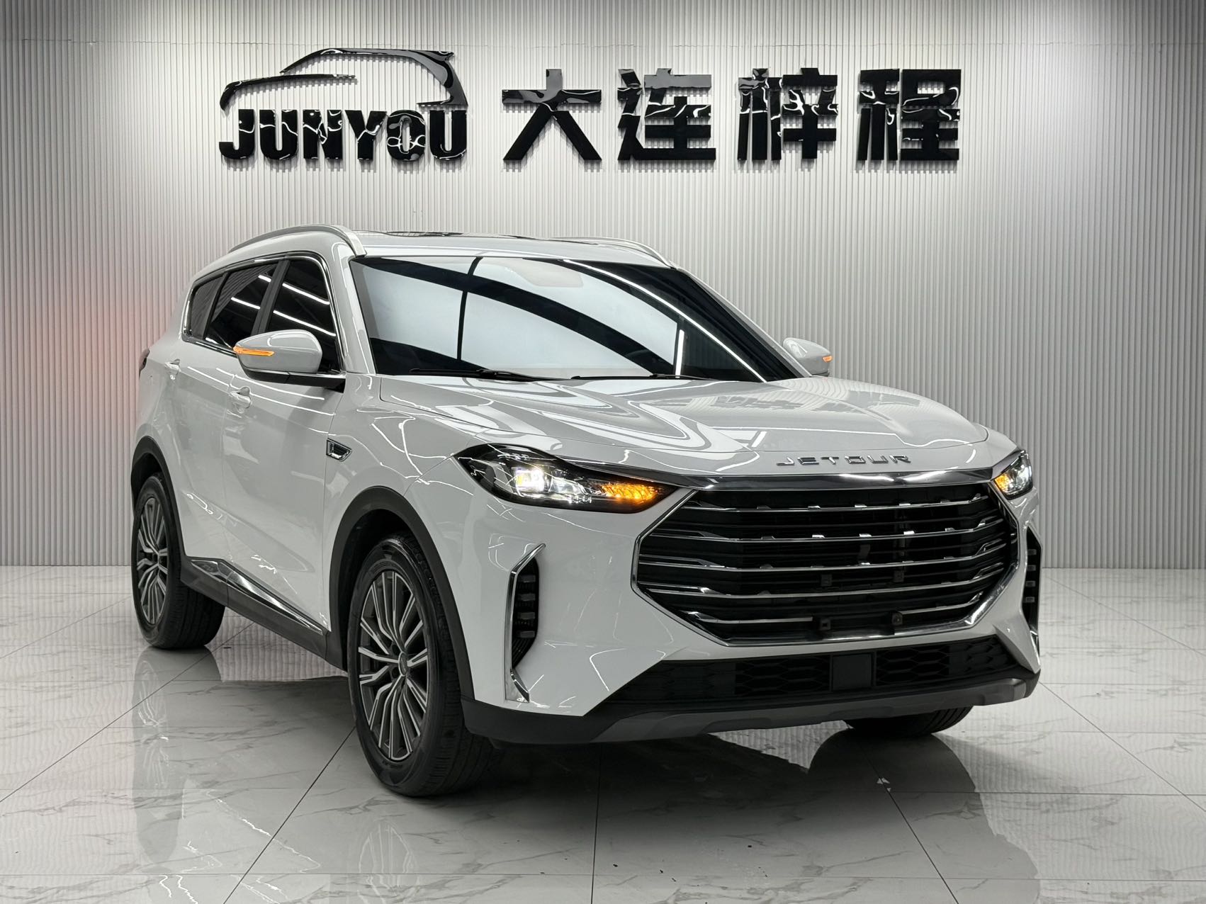 JETOUR X70 PLUS 2023 1.5T CVT自强MAX 7 SEATS — фото 3
