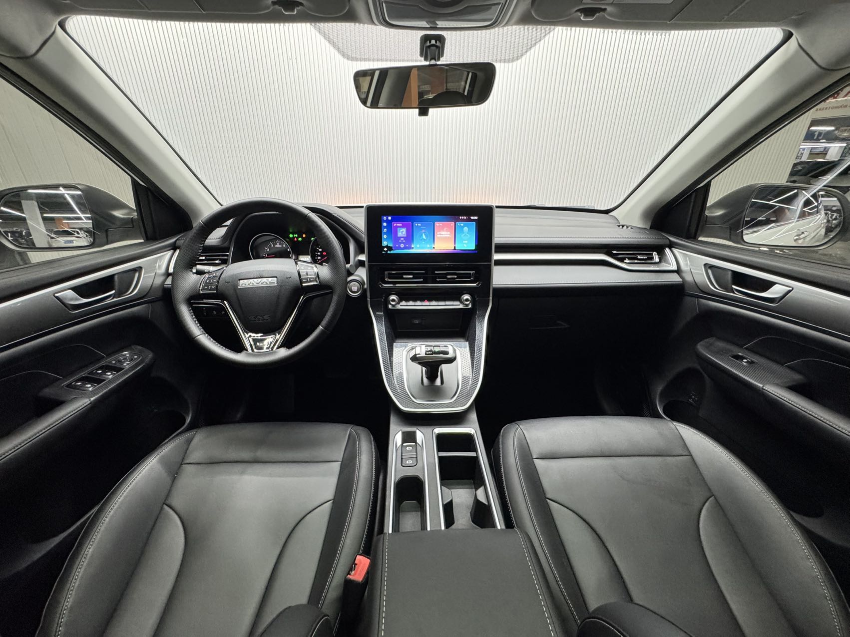 HAVAL M6 2023 PLUS 1.5T DCT LUXURY SMART LINK TYPE — фото 13