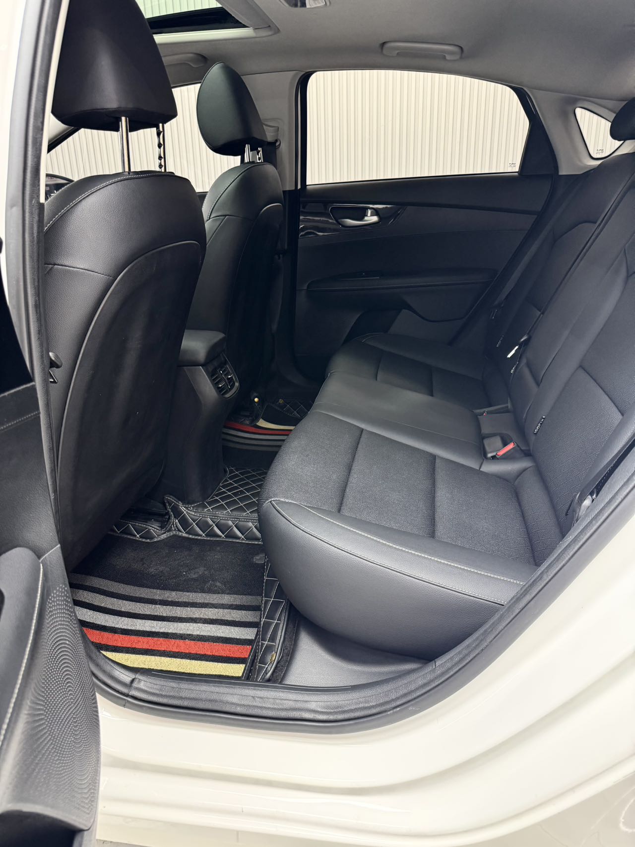 KIA K3 2021 1.5L CVT FASHION EDITION — фото 10