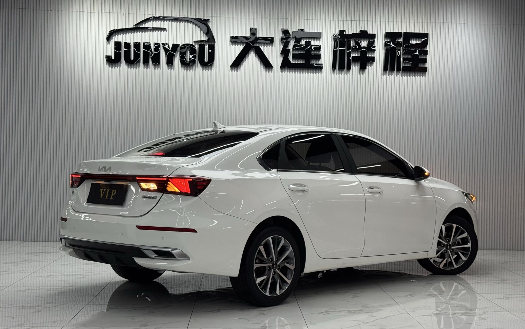 KIA K3 2021 1.5L CVT FASHION EDITION — фото 4