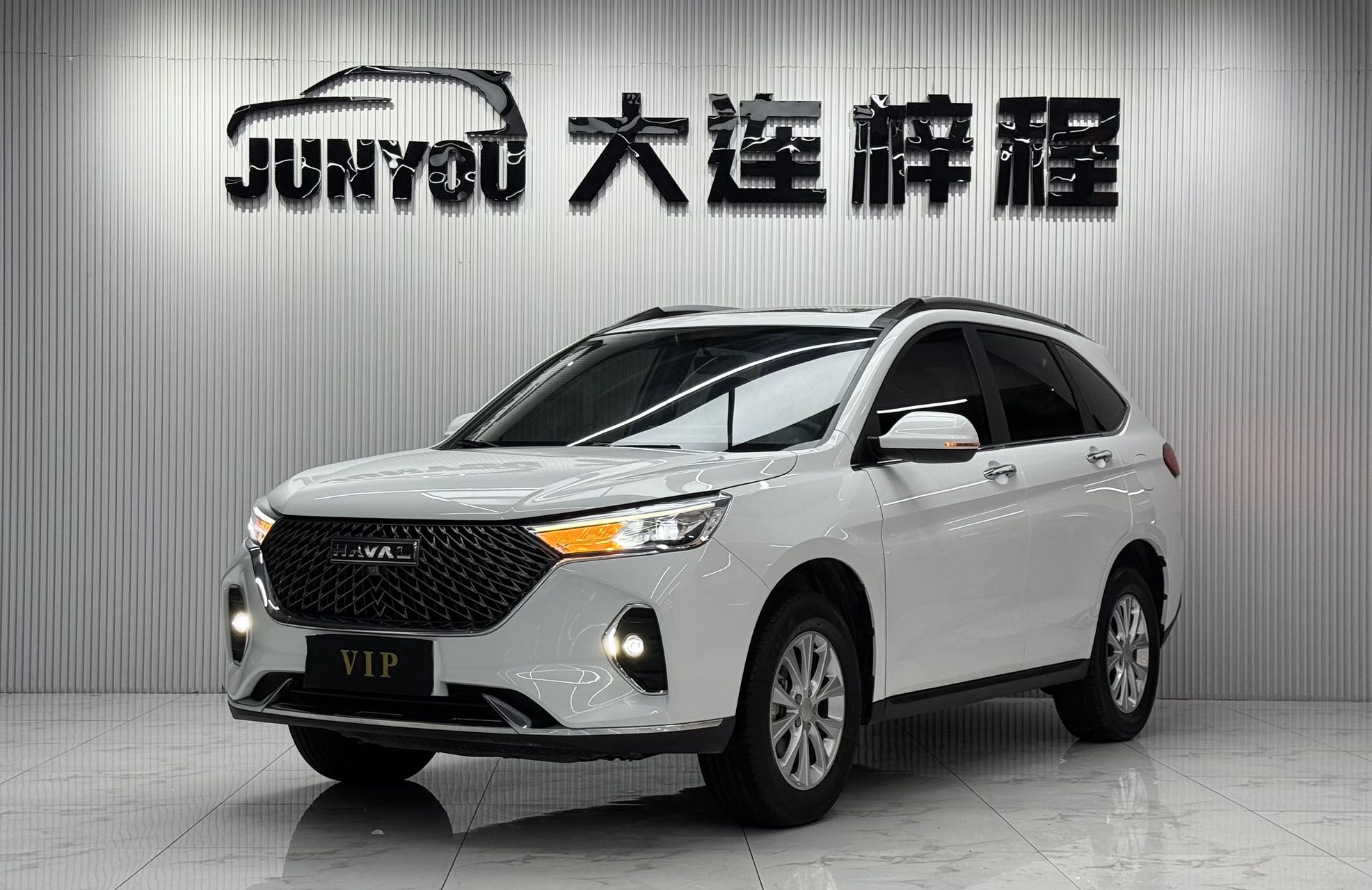 HAVAL M6 2023 PLUS 1.5T DCT LUXURY SMART LINK TYPE — фото 1