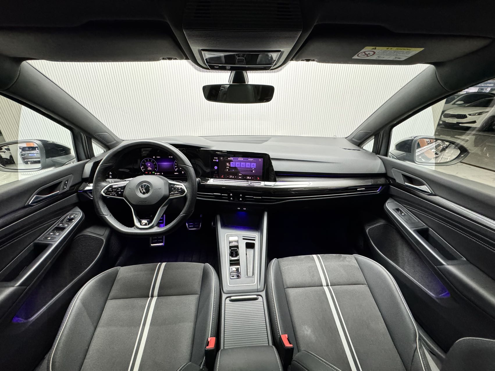 VOLKSWAGEN GOLF 2023 280TSI DSG R-LINE LITE — фото 13