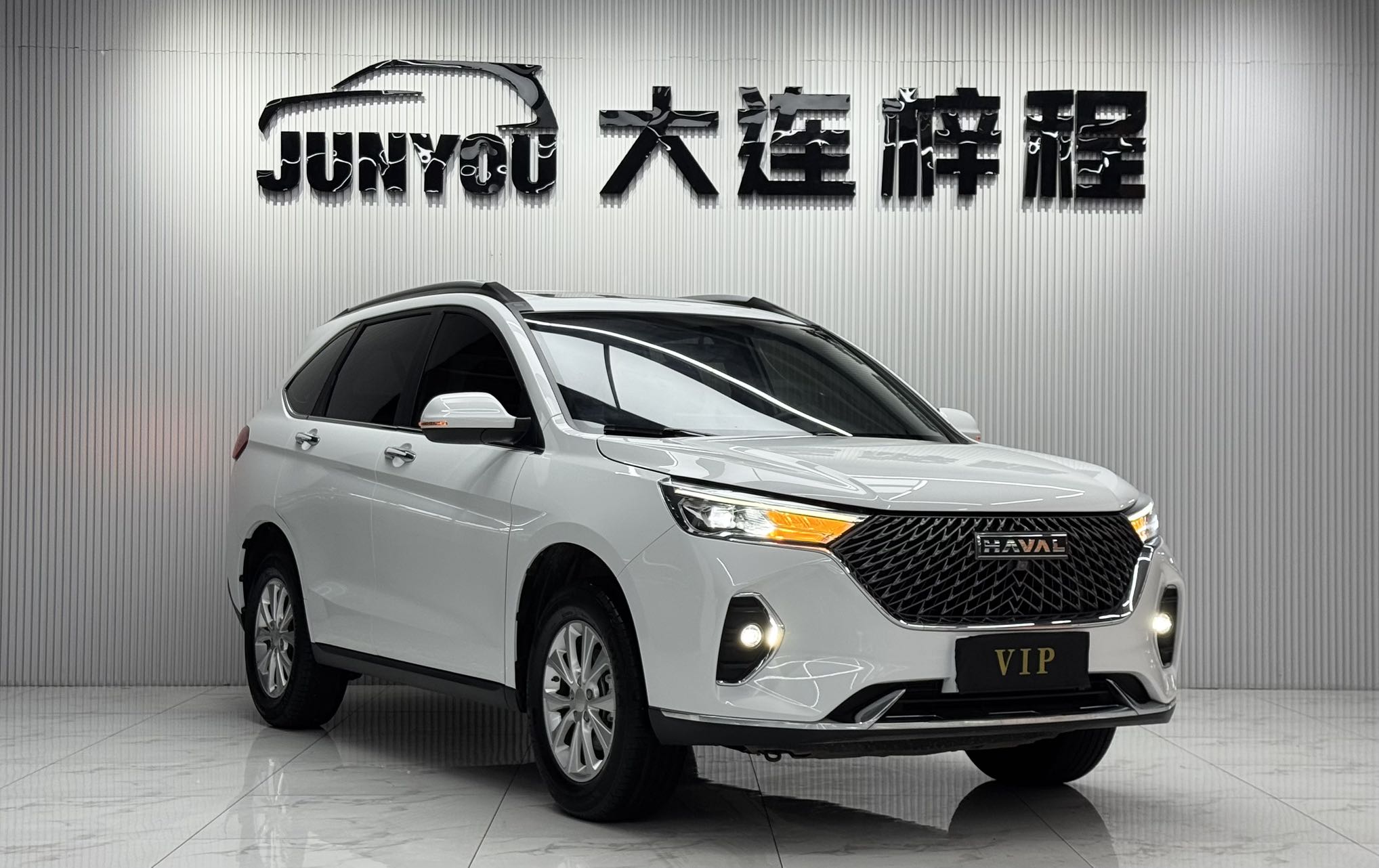HAVAL M6 2023 PLUS 1.5T DCT LUXURY SMART LINK TYPE — фото 3