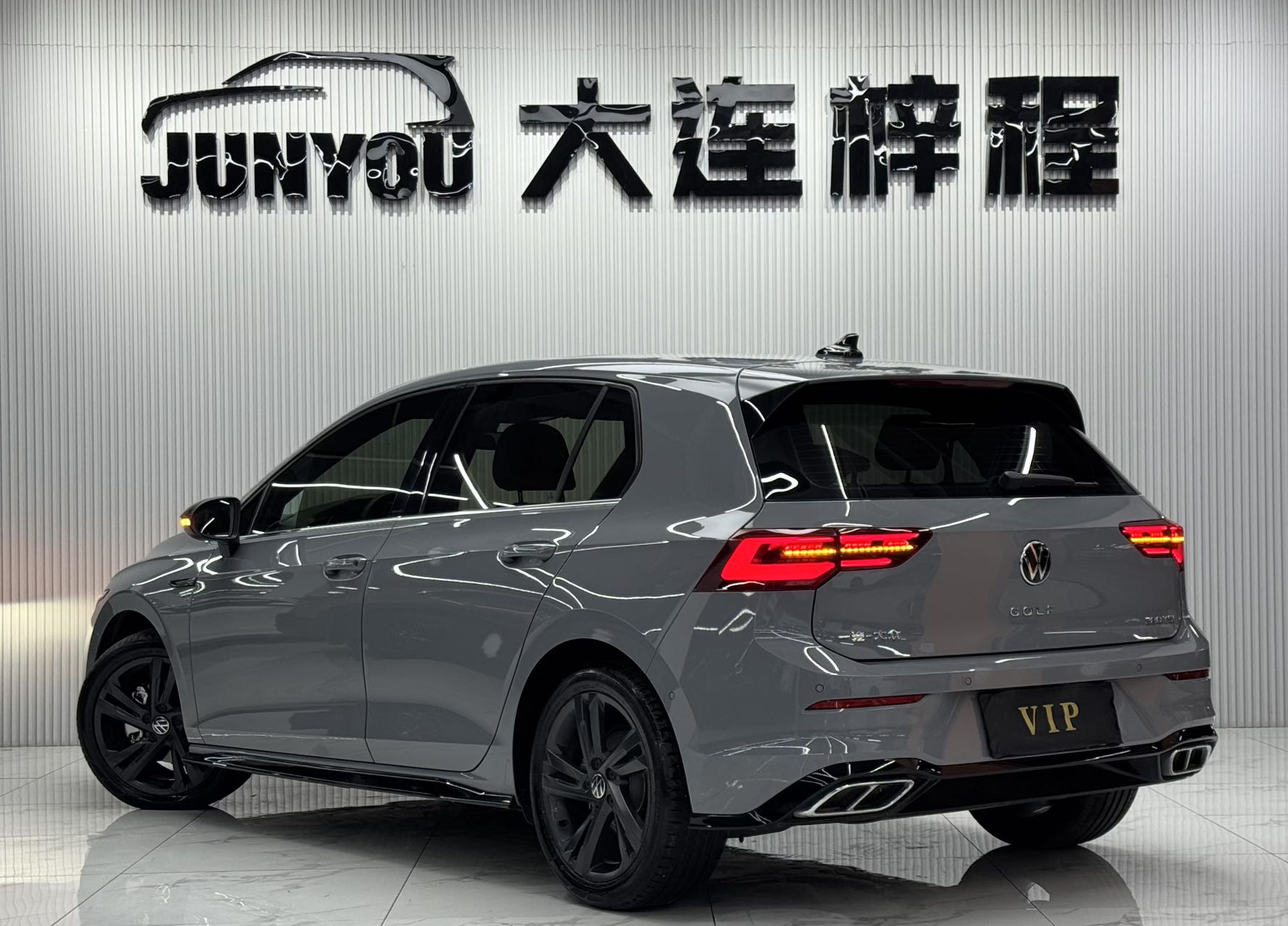 VOLKSWAGEN GOLF 2023 280TSI DSG R-LINE LITE — фото 6