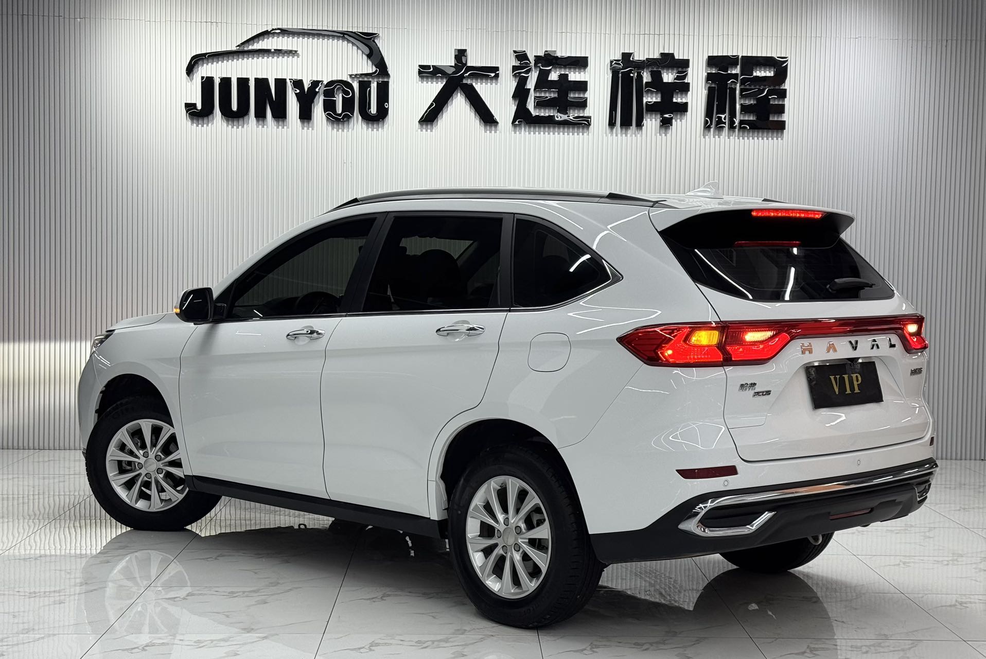 HAVAL M6 2023 PLUS 1.5T DCT LUXURY SMART LINK TYPE — фото 6